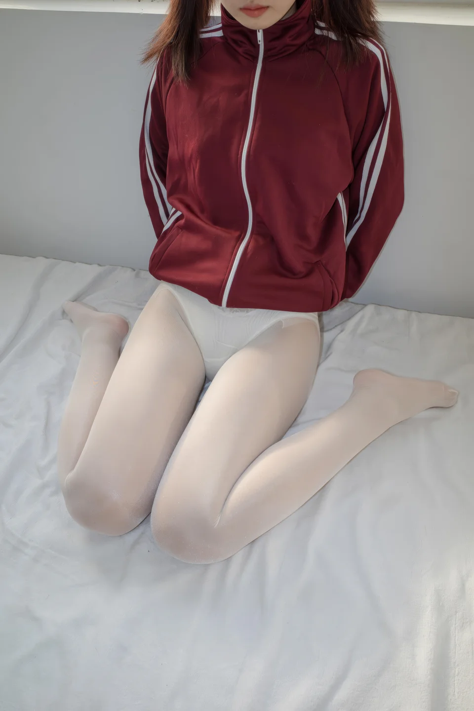 森萝财团_小夜_No_001_内部010_40D闪闪舍宾袜_79P_821MB tg@simisebaisi 【丝足阁】006.webp